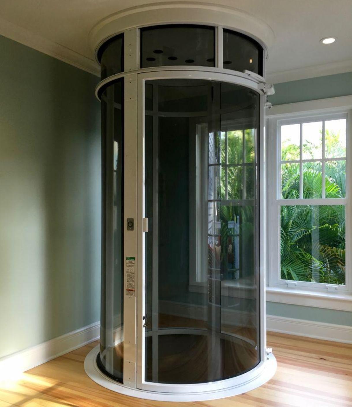Villa lift
